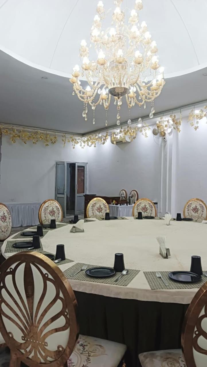 Hotel Vijayvargiya Dhani Биканер Экстерьер фото